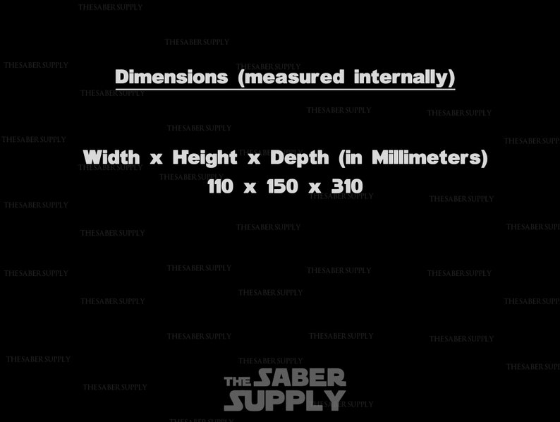 Puede incluir: Las dimensiones de un producto se indican como 110 x 150 x 310 mil&iacute;metros. El texto dice "Dimensiones (medidas internamente) Ancho x Alto x Profundidad (en mil&iacute;metros)" y "The Saber Supply".
