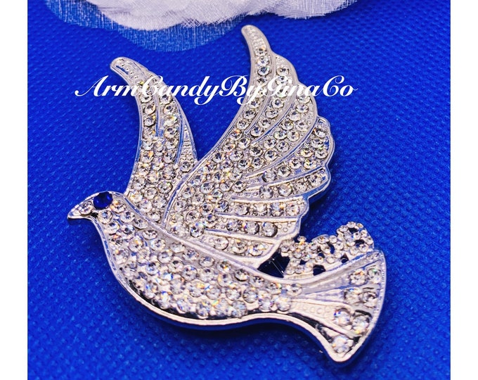 Zeta Crystal Dove Brooch