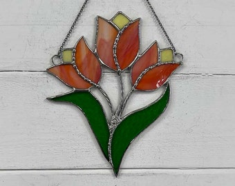 STAINED GLASS FLOWER - glass art - stained glass window hangings - Tulip Trio Suncatcher