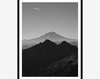 Zwart-wit print van Mount Adams, fotografie van de Cascade Mountains in Washington, minimalistische landschapsmuurdecoratie