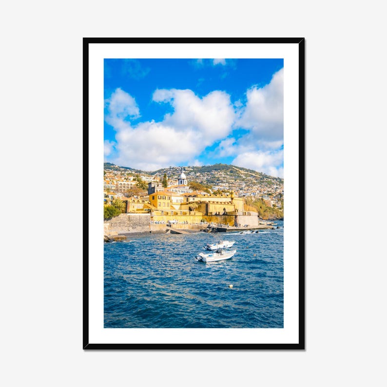 Impresión costera de Funchal Madeira, colorida fotografía de viajes del paisaje urbano de Portugal imagen 7