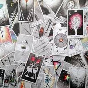 Lecture de tarot 10 lectures de cartes ; Tarot de 24 heures, pour tous les domaines d'intérêt, passé présent futur Tarot abordable
