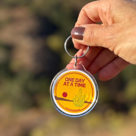One Day At A Time 2" Round Keychain | 12 Step Recovery Keychain | Alateen AA NA Al-Anon Gifts | Clean And Sober | Cactus Sticker | ODAAT