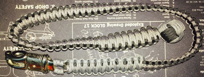 paracord motorcycle whip