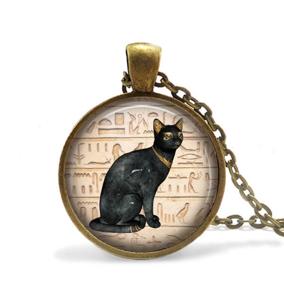 Vintage EGYPTIAN CAT Déesse Cabochon Verre Bronze Chaîne Collier Pendentif