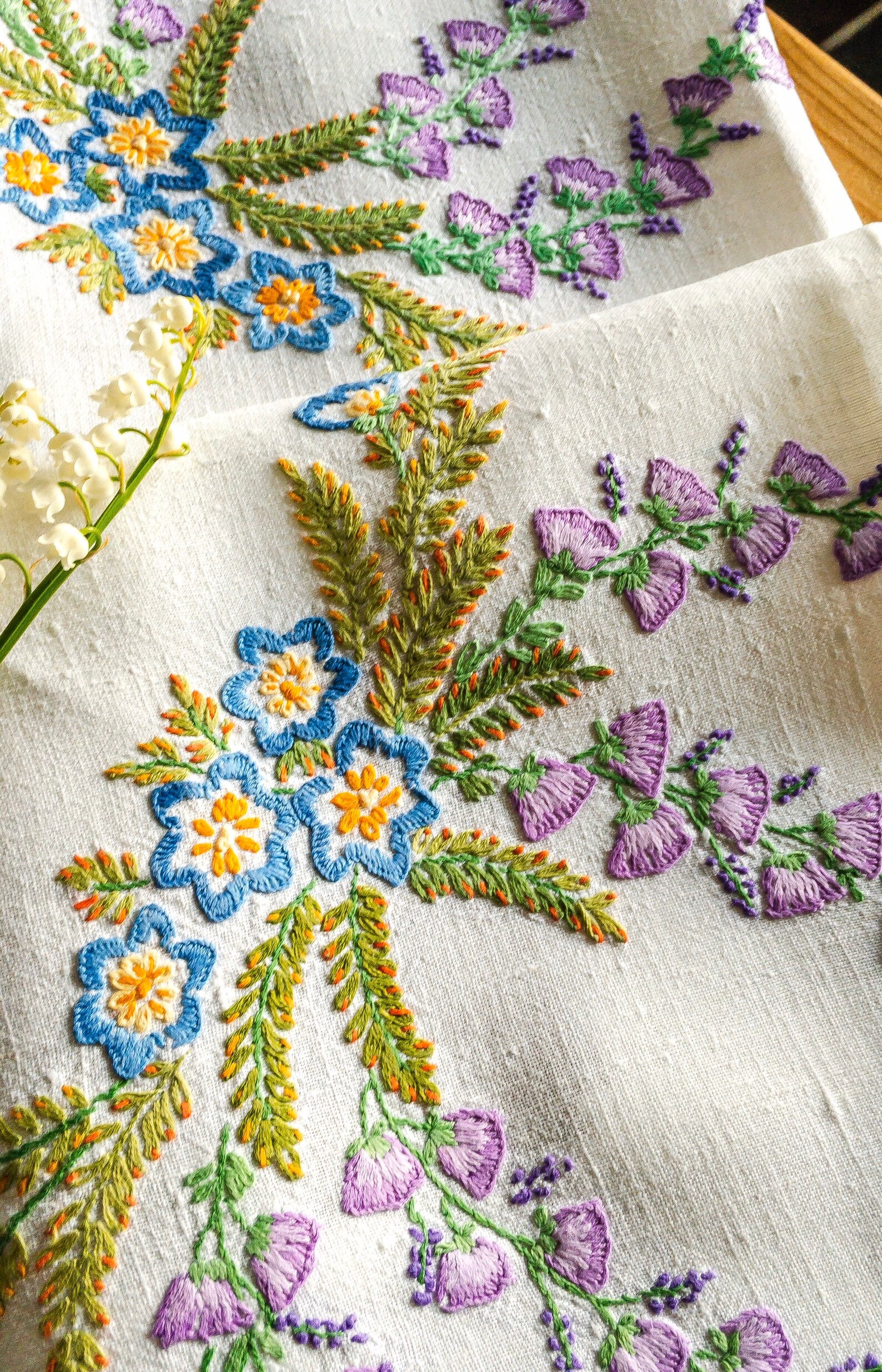 Vintage Hand Embroidered Floral Purple Cascade Linen Etsy