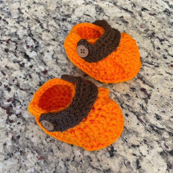 Orange Crochet Clog-Style Baby Sandals, Infant Slippers with Brown Button Strap Accent, Baby Booties size 3-6 mo