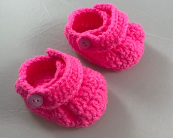 Hot Pink Crochet Clog-Style Baby Sandals, Infant Slippers with Button Strap Accent, Baby Booties size 3-6 mo