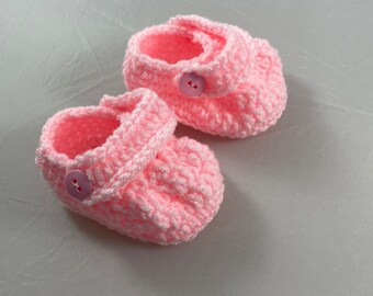 Pink Crochet Clog-Style Baby Sandals, Infant Slippers with Button Strap Accent, Baby Booties size 3-6 mo