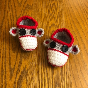 Crochet Sock Monkey Baby Slippers (size: 3-6 mo, 4&quot; long)