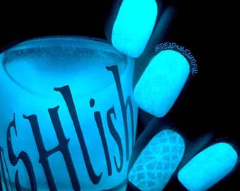 Unique "Bright Blue" Glow In The Dark Blue Nail Polish Full Size 15ml Bottle
