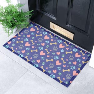 Paws and Bones Dog Doormat Indoor Outdoor Doormat - Long Lasting Welcome Door Mat - Easy to Clean Anti-Slip Front Door Mat - 70 x 40 cm