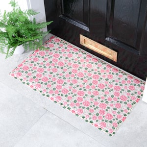 Hydrangea Doormat - Indoor/Outdoor Doormat - Floral Mat - Spring/Summer Lovely Mat - Pink Floral Welcome Door Mat -Flower Theme mat- 70x40cm
