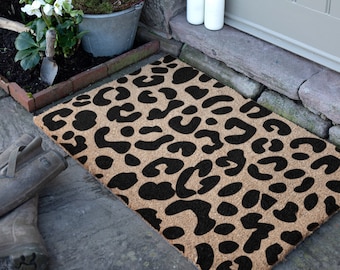 Dörrmatta i leopardmönster i lantlig storlek - Extra stor - Dörrmatta i gepardmönster - Djurtryckt matta