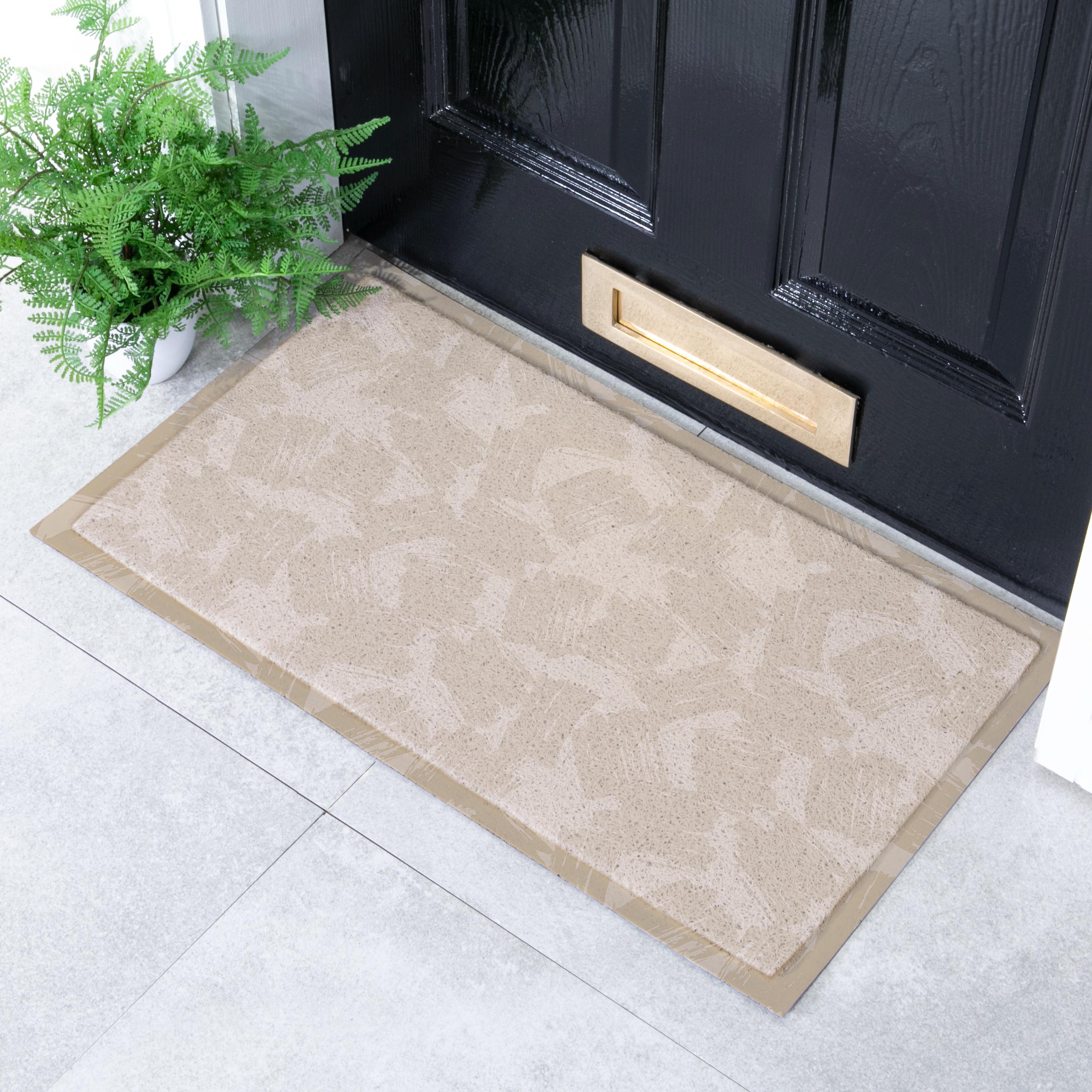 Mocha Noodle Doormat: Recycled PVC, Anti-slip, Easy Clean (70 X