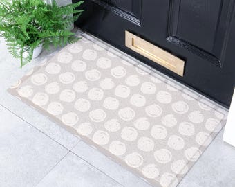 Taupe Dot Swirl Doormat: Recycled PVC Anti-Slip Indoor Outdoor Mat (70 x 40cm)