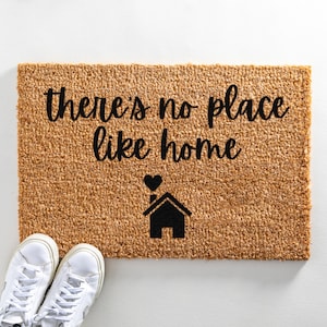 No Place Like Home Paillasson - Cadeau de pendaison de crémaillère - Tapis de bienvenue - Cadeaux pour la nouvelle maison - Tapis drôle - Cadeau de clôture - Tapis intérieur\extérieur - 60 cm X 40 cm