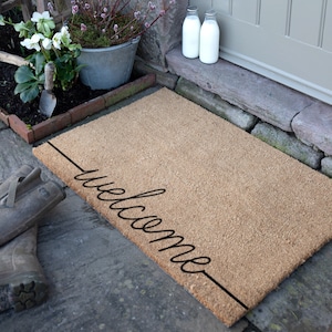 Welcome Country Doormat - Welcome Extra Large Black Doormat - Housewarming Gift for Couples - Indoor/Outdoor Natural Door Mat - 90cm X 60cm