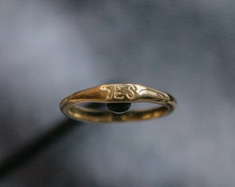 YES Ring, Alternative Engagement, 9ct Gold Wedding Ring