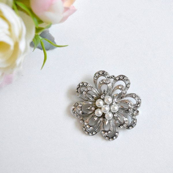 Silver Vintage-Look Flower and Pearl Bridal Brooch