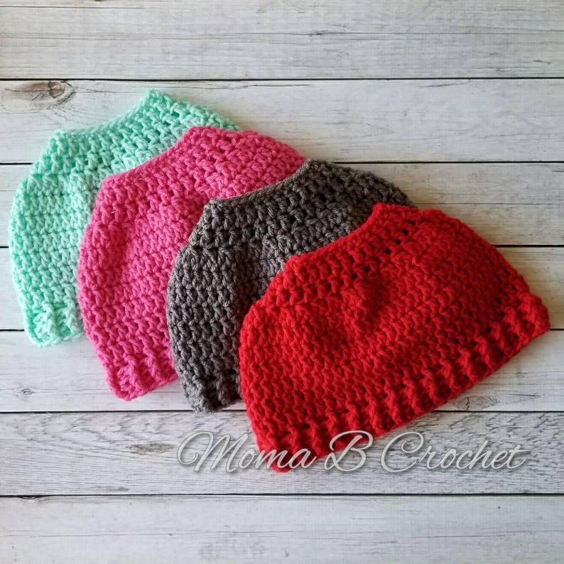 Crochet Messy Bun Hat, Messy Bun Hat, Messy Man Bun Hat, Pony Tail Hat, Pony Tail Beanie, Messy Bun Toque image 5