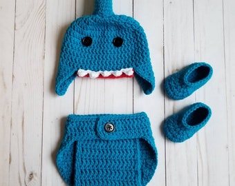 Crochet Shark Baby Set, Shark Baby Set, Crochet Shark Hat, Shark Costume, Shark Photo Prop, Photo Prop Baby Set, Shark Nursery, Baby Shark