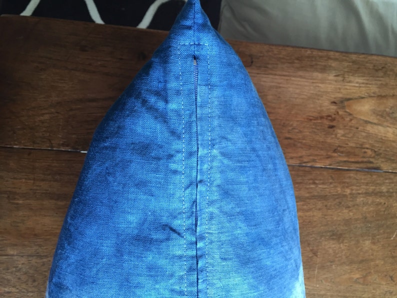 Linen pillow cover hand dyed with natural indigo with shibori tie-dye pattern image 4