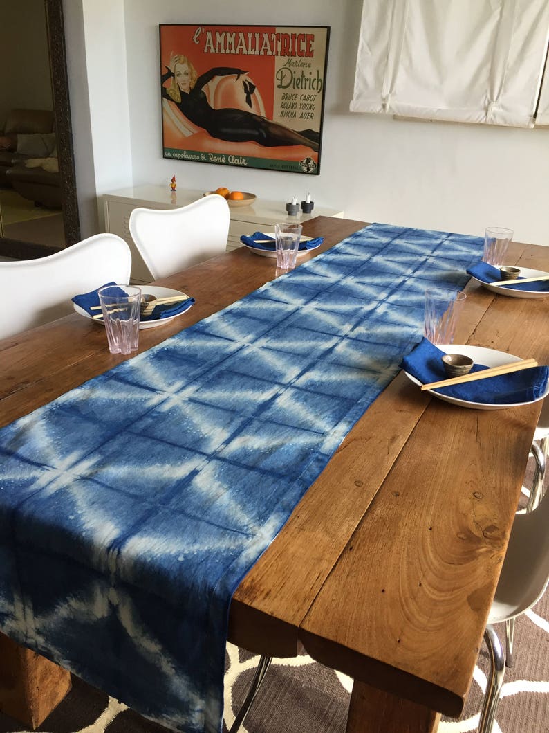 resist pattern shibori Indigo linen table runner with itajime