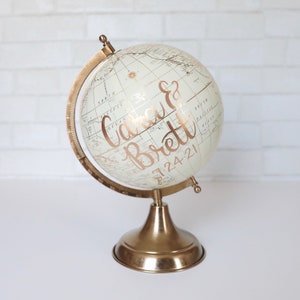 Wedding Guest Globe, Signing Globe, Guestbook Globe, Signature Globe, Guest Book Alternative, Gold Globe, Wedding Globe, Custom Globe, 8&quot;