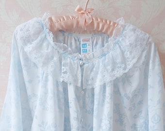 Frilly Collar Light Blue Robe