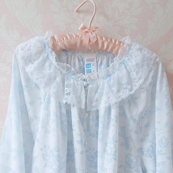 Frilly Collar Light Blue Robe