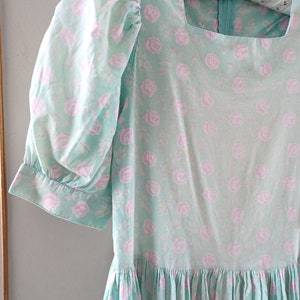 Laura Ashley Grön Klänning med Puffärmar bild 3