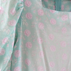 Laura Ashley Grön Klänning med Puffärmar bild 6