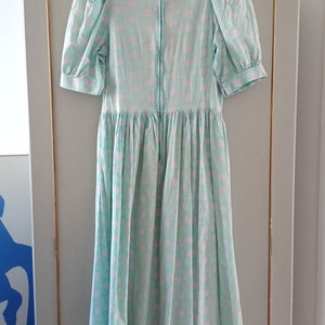 Laura Ashley Grön Klänning med Puffärmar bild 7