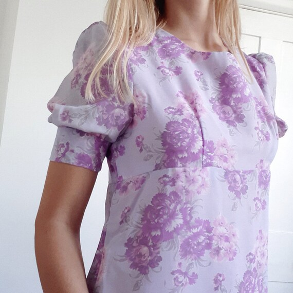 Lilac Floral Regency Dress