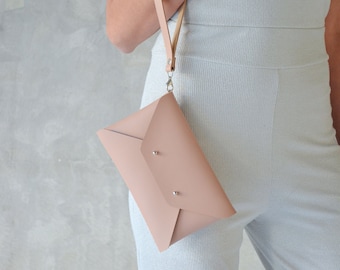 Small leather clutches