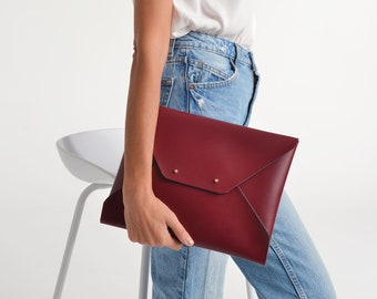 Bordeaux leather clutch bag / Red wine envelope clutch / Leather bag available with strap / Genuine leather / LARGE SIZE / iPad Pro case
