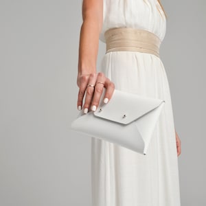 Weiße Leder Clutch Tasche / Ledertasche mit Handgelenksgurt / Echtleder / Hochzeit Clutch / Brautjungfern Clutch / SMALL SIZE Bild 6