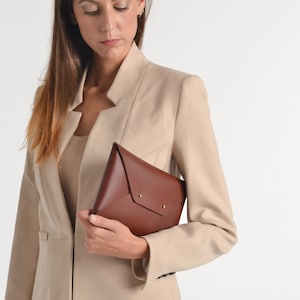 Brown leather clutch bag / Walnut brown envelope clutch / Bridesmaids clutch / Genuine leather / Cognac brown clutch / MEDIUM SIZE image 4
