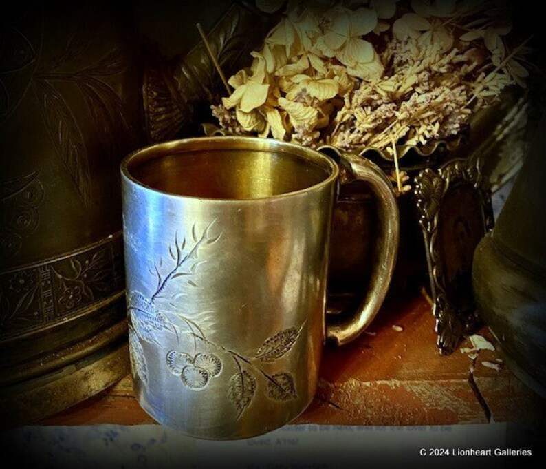 Antique Quadruple Plate Silver Mug James W Tufts Boston Engraved Childs Cup Victorian Drinkware bild 2