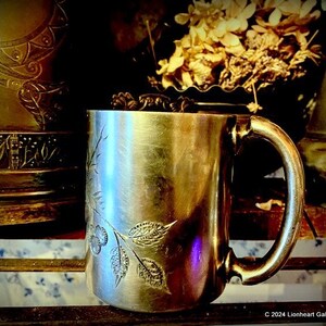 Antique Quadruple Plate Silver Mug James W Tufts Boston Engraved Childs Cup Victorian Drinkware bild 10
