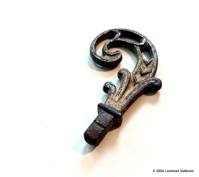 Large Eastlake Cast Iron Turn Key? For Victorian Oil Gas Kerosene Oil Lamps Antique Home Lighting Restoration Hardware Parts