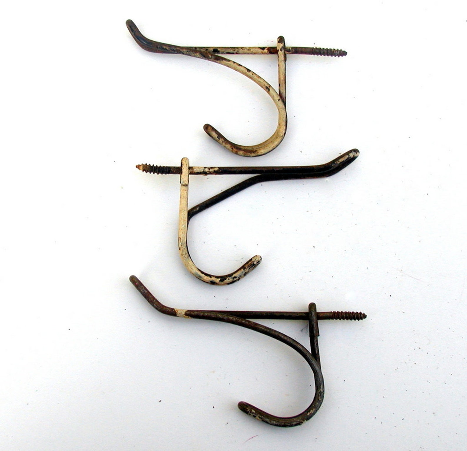 Vintage Bent Wire Coat Hooks Set of 3 Screw in Closet Hangers Etsy