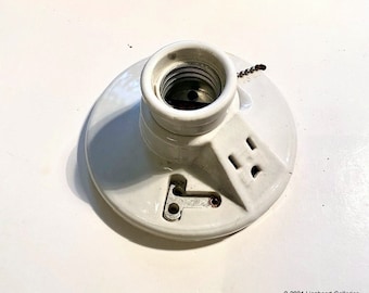 Vintage White Porcelain Lamp Socket Fixture Flush Mount Leviton Overhead Light Recepticle Lighting Parts Restoration Supply