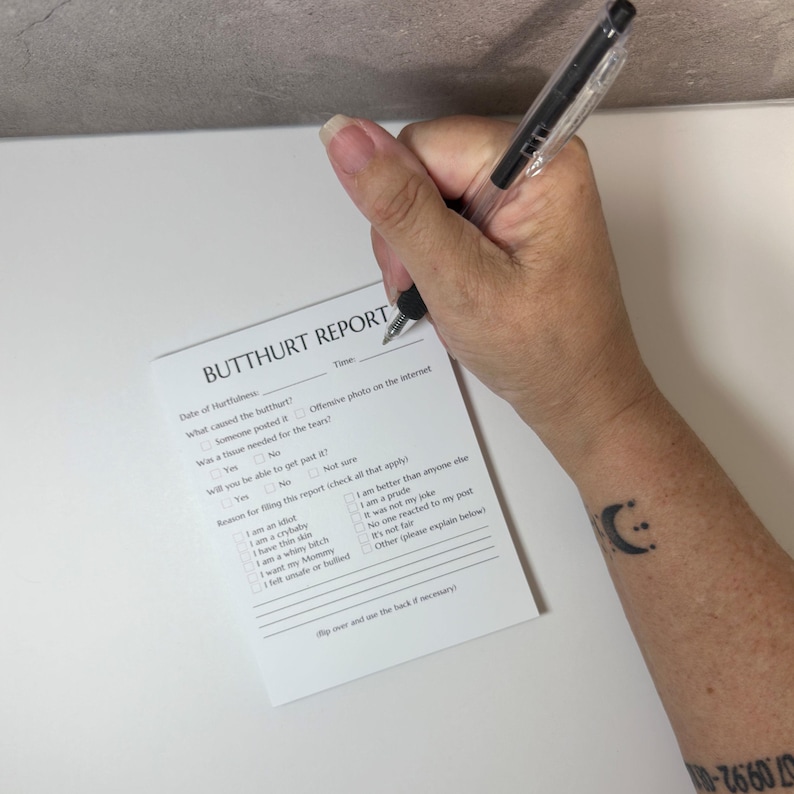 Funny Butthurt Report Notepad, Snarky Gag Gift for Coworkers, Friends ...
