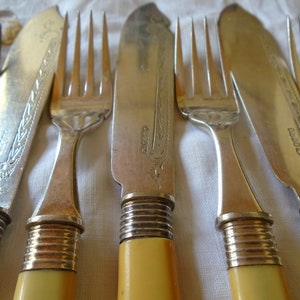 Vintage English Silver Plated Fish Knives and Forks, circa 1950s, Bakelite Handles, 11 Pieces