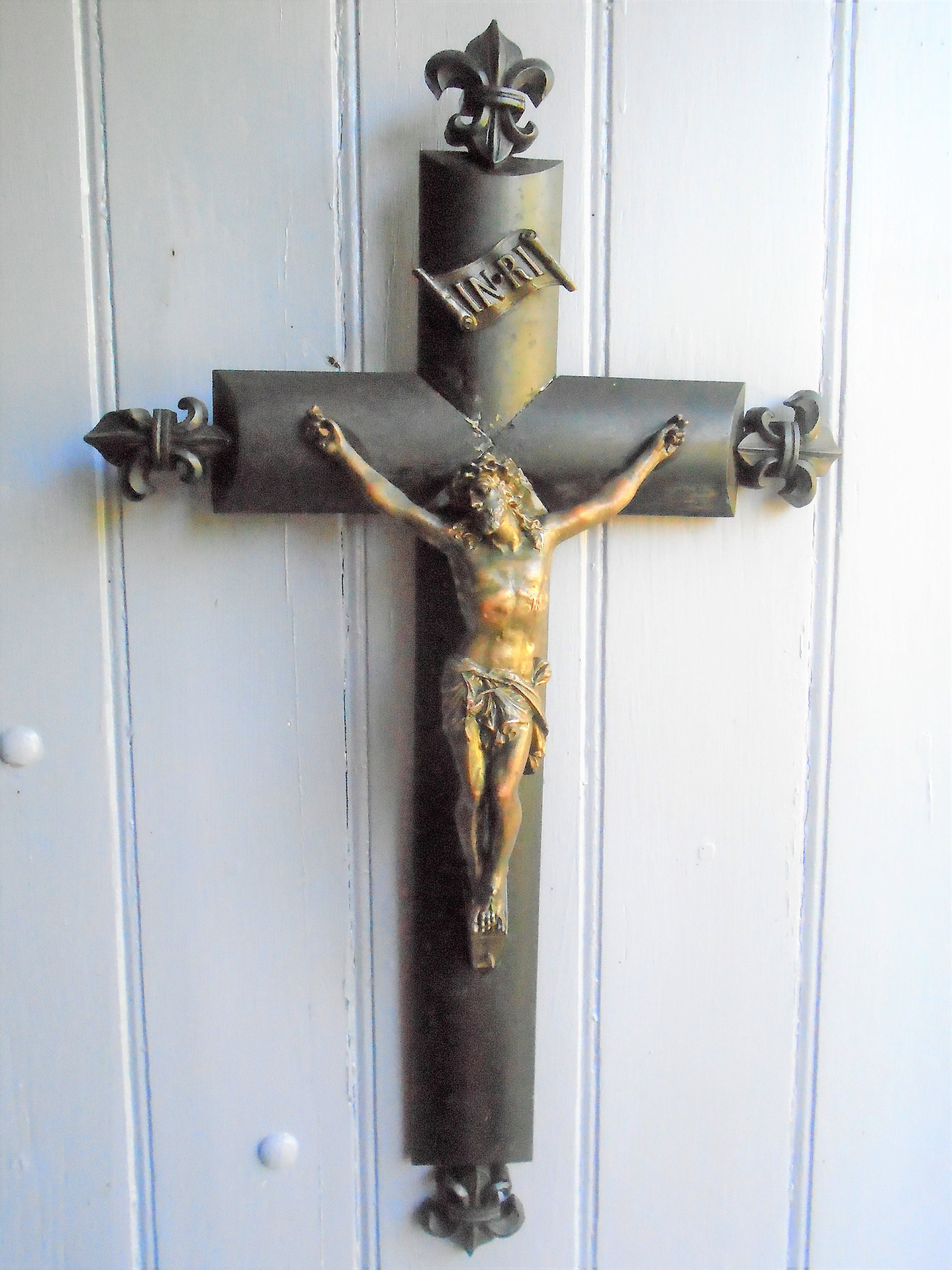Beau Crucifix Mural Antique Français, Corpus en Bronze Du Christ, X Large, Fleur de Lys