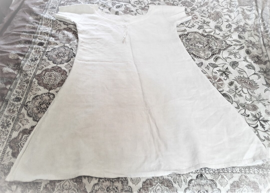 Steel Grey Pure Handloom Linen 3-Piece Dress Material | Vintage Car Motifs main image 0