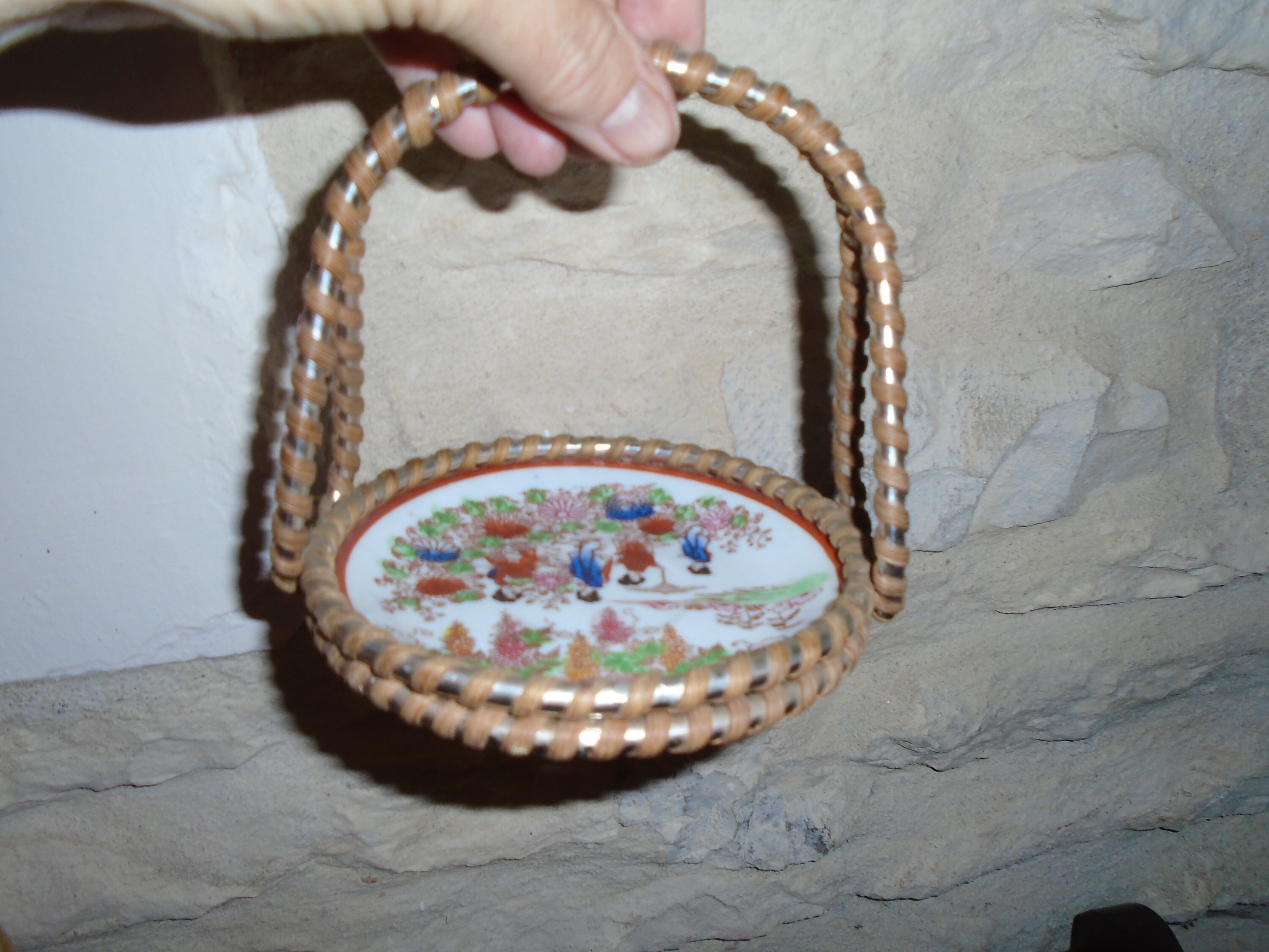 Bibelot Japonais Vintage en Porcelaine, Bambou et Canne ou Plat Bonbon