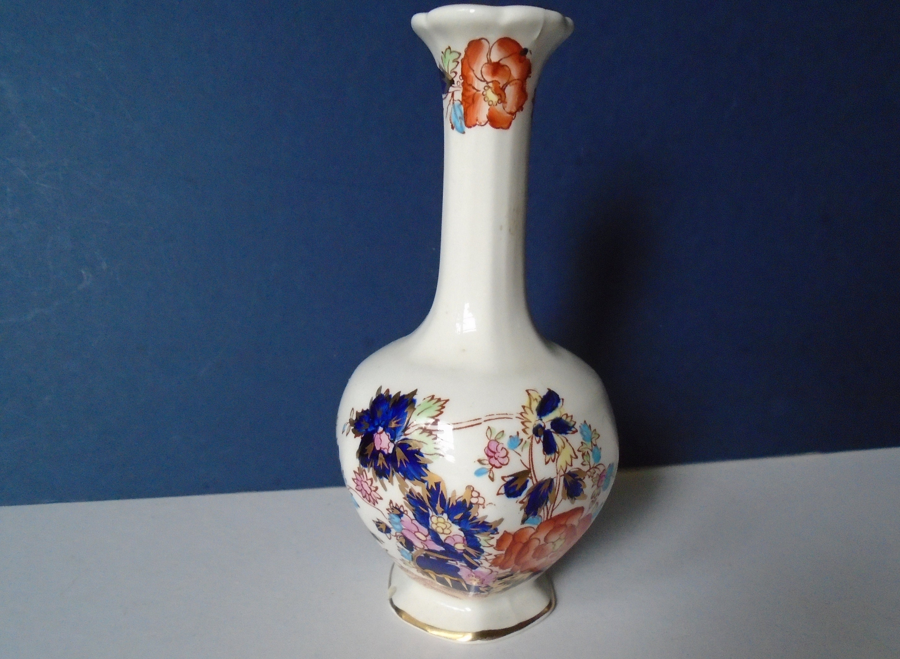 Joli Vase Antique Anglais Masons Ironstone China Bud, Vers 1900